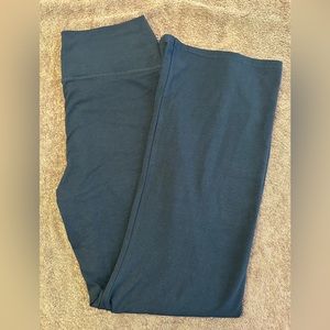 Aerie new black workout pants XL short